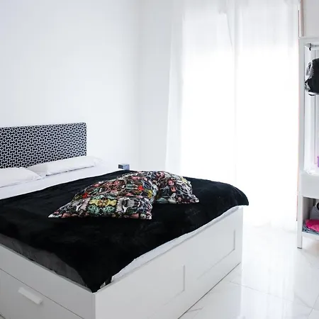 Salerno Apartments *